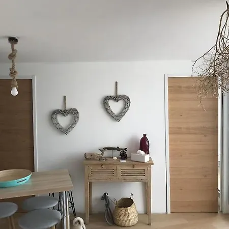 4 Pers Piscine Couchant Apartment La Grande-Motte